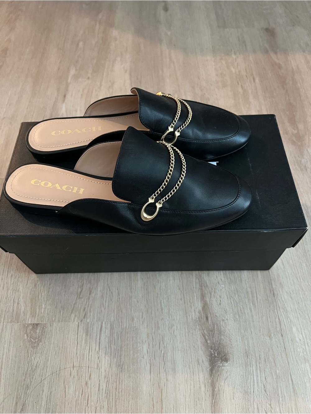 Coach Black Leather Slip-On Mules with Gold Chain Accent - Picture 4 of 6